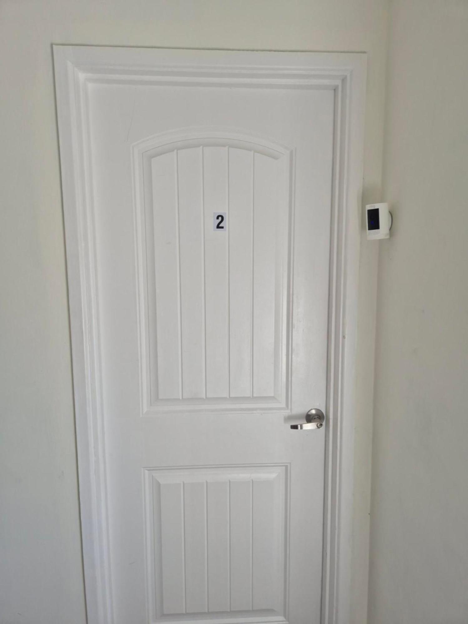 Accomadation Wrexham Exterior photo
